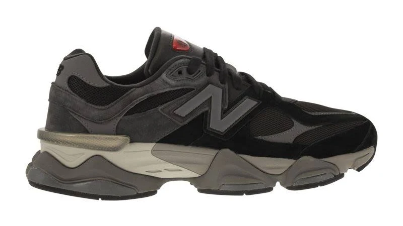 New Balance 9060 - SNEAKERS, BLACK / 9.5