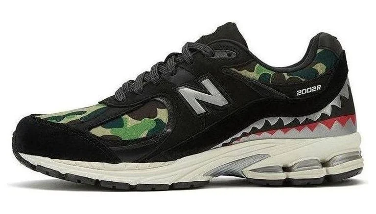 New Balance Men's X A Bathing Ape 2002R 'Apes Together Strong - Black - Low-top sneakers - 5