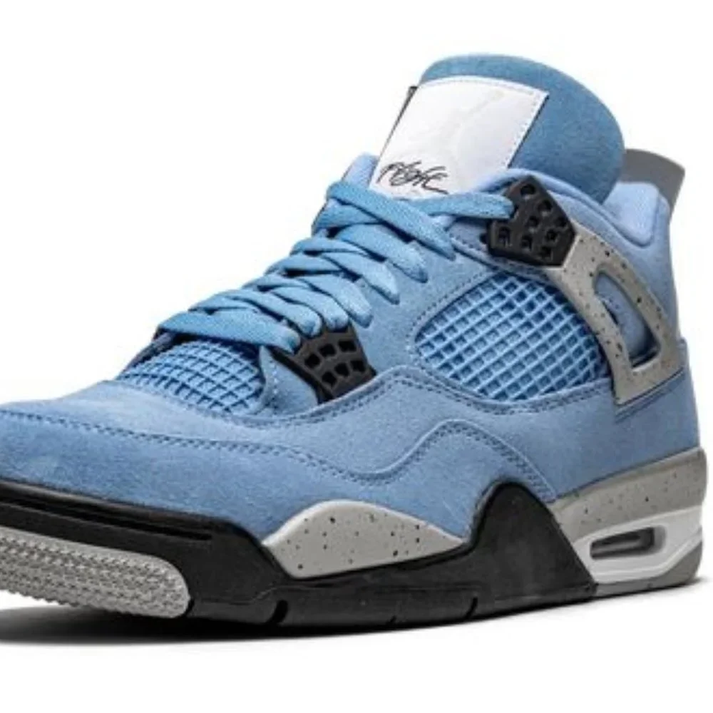Air Jordan Retro 4 University Blue