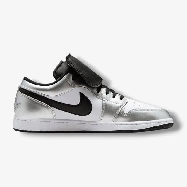 Air Jordan 1 Low SE white black white IR2278-100