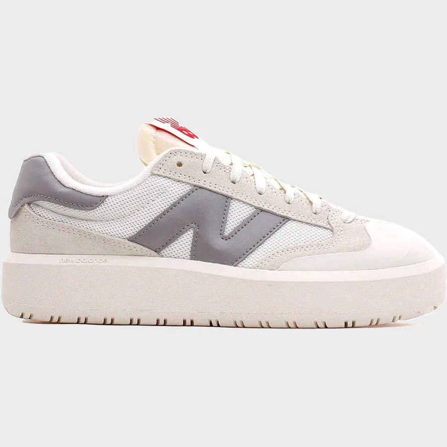 New Balance Sneakers CT302 Beige