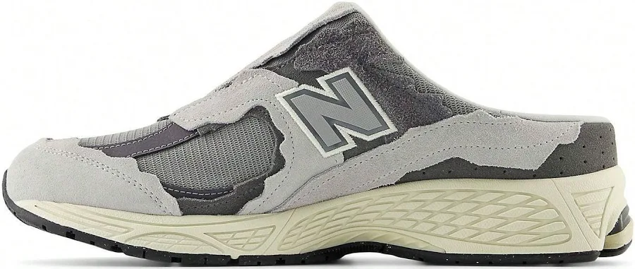 New Balance Men's 2002R Mule Slip-On Protection Pack