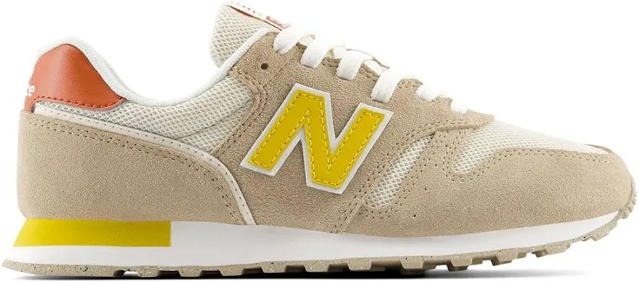 Woman New Balance 373v2 Trainers Brown