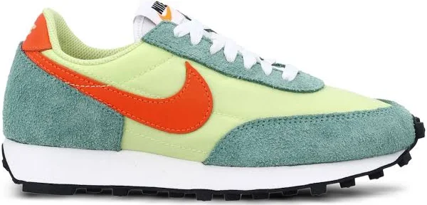 Nike Women's Daybreak Low-top Sneakers with Swoosh-Detail
