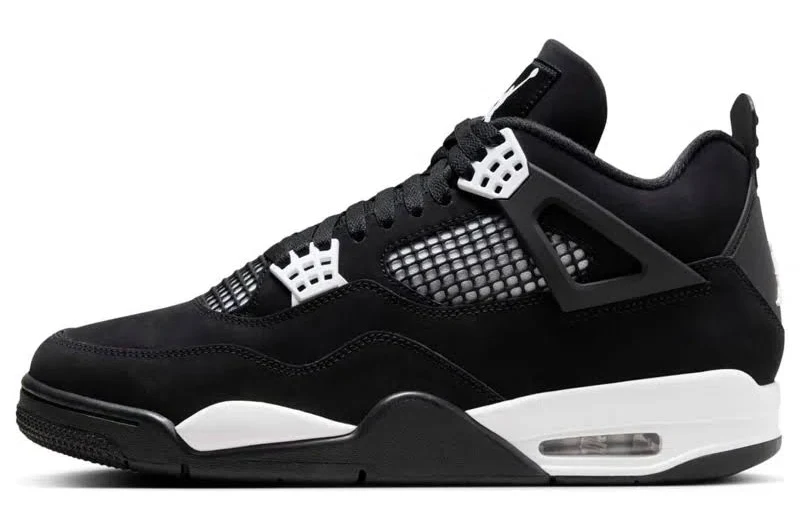 4 Retro 'white Thunder' In Black