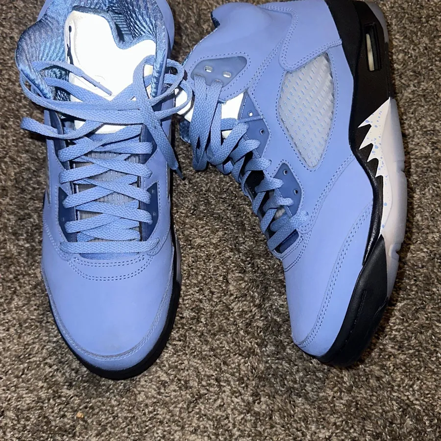 Jordan 5 Unc Men's shoes