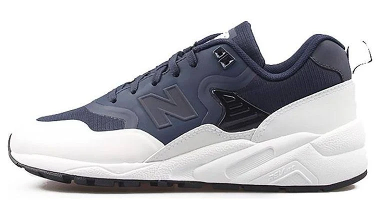 New Balance 580