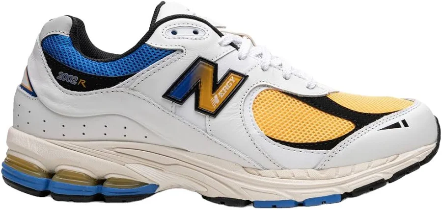 New Balance 2002r Lace-up Men Sneakers - White
