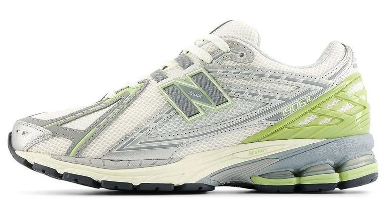 New Balance Men's 1906R - White - Low-top sneakers - 9