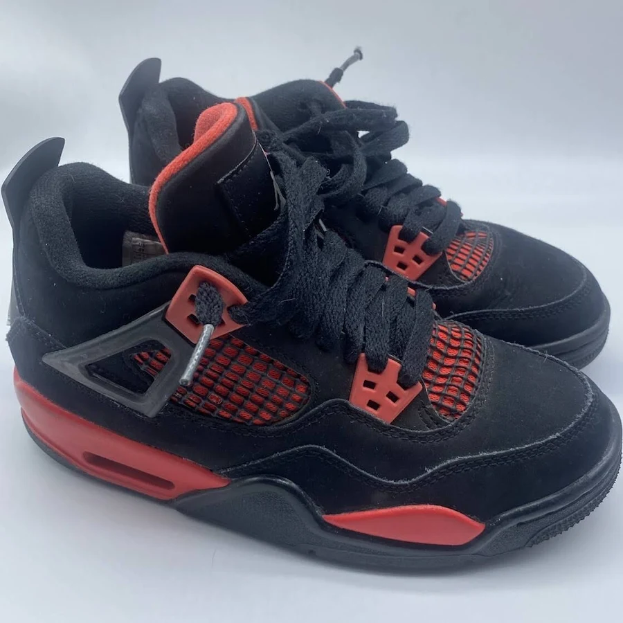 Size 4 (gs) - Jordan 4 Retro Low Red Thunder