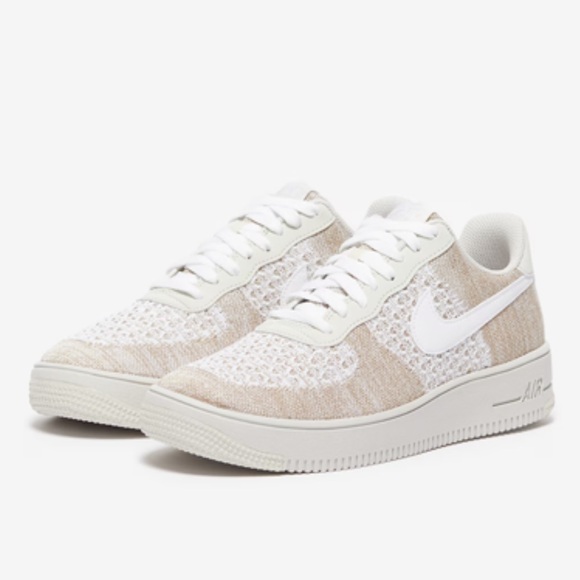 ️ Air Force 1 Flyknit 2.0