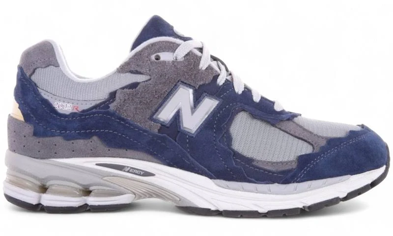 New Balance 2002R Protection Pack Navy Raincloud