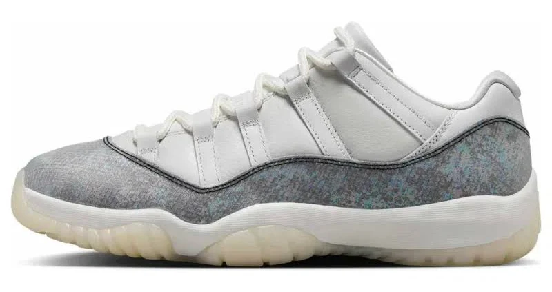 11 Retro Low 'year Of The Snake' In Gray