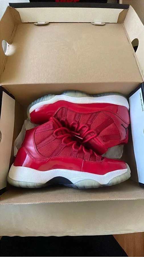 JORDAN 11 'WIN LIKE 96' SZ 6.5Y 8W