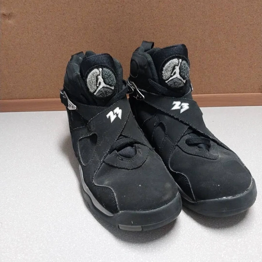 2015 Nike Air Jordan 8 Retro Chrome Size 6.5y 305368-003