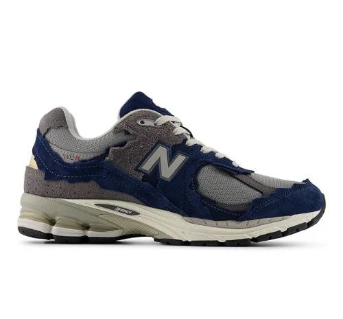 New Balance Men's 2002