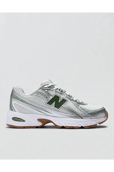 New Balance Women's 740 Sneaker