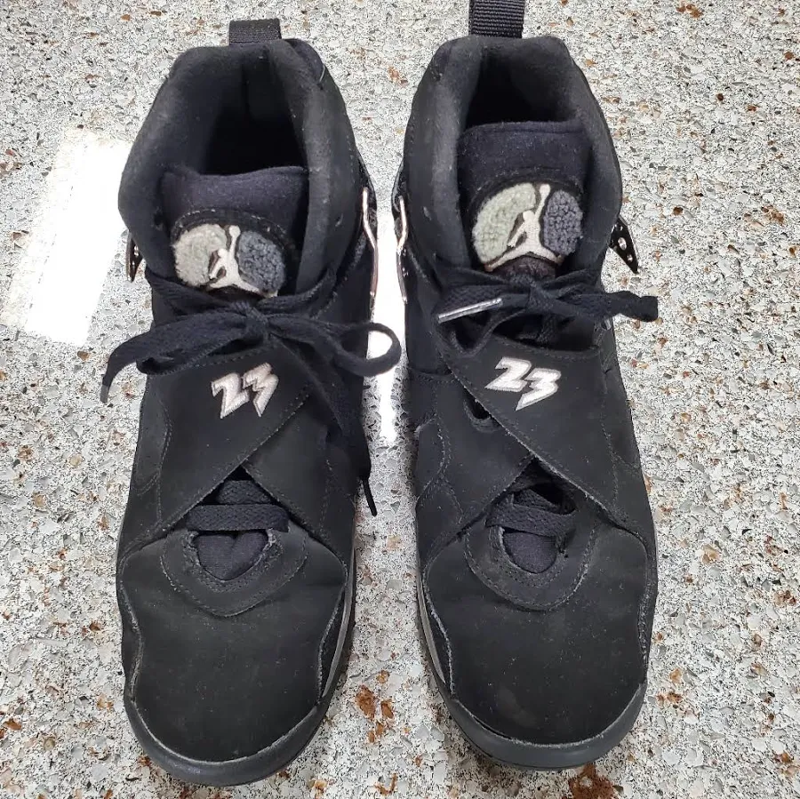 Nike Air Jordan Shoes | Air Jordan 8 Chrome Size 5.5 | Color: Black/Silver | Size: 5.5bb | Meyerohana5's Closet