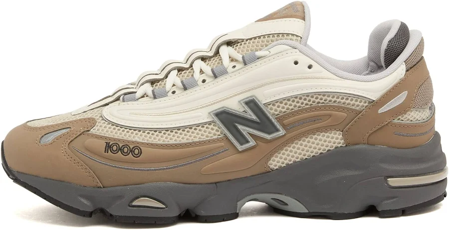 New Balance 1000 Sneaker in Mushroom, Size UK 7 | END Clothing