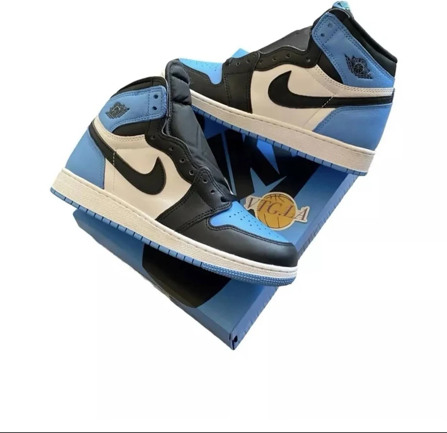 Jordan 1 Unc Toe University Blue 6.5Y 6.5 Gs Youth Retro High og Nike FD1437 4001