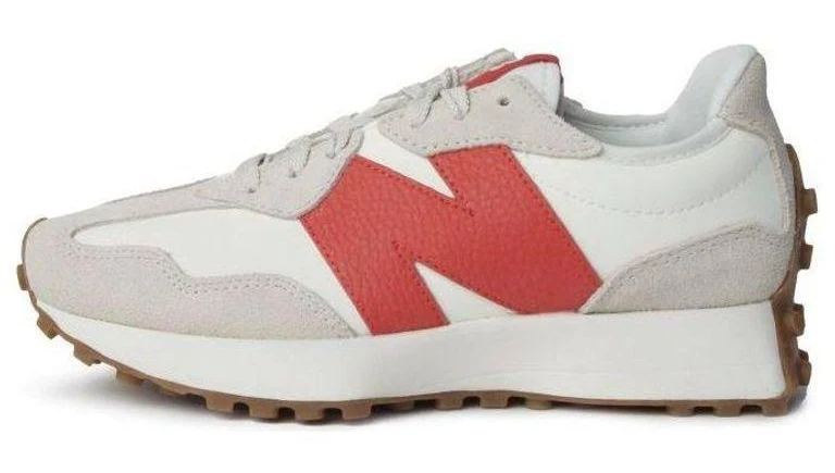 New Balance Women's (Wmns) 327 'Moonbeam True - Red - Low-top sneakers - 6