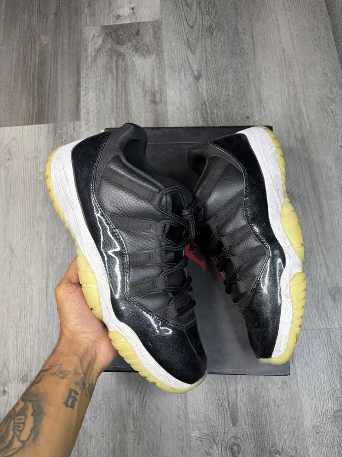 Jordan 11 72-10 Low