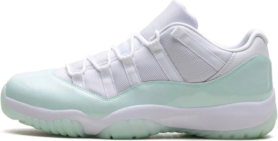 Men's Jordan 11 Low WMNS "Igloo", (Men) US 9.5 / UK 8.5 / EUR 43