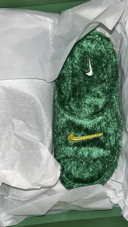 Nike Reactx Rejuven8 .swoosh Touch Grass Size 7 Ds