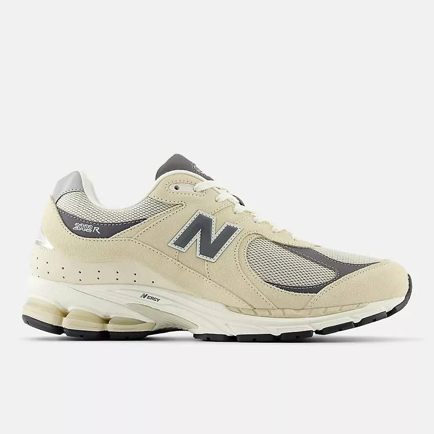 New Balance | 2002r | Men's | Size: 4.5 | Color: Sandstone With Magnet And Linen