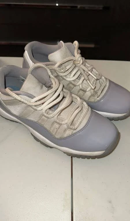 Jordan 11 purple patent
