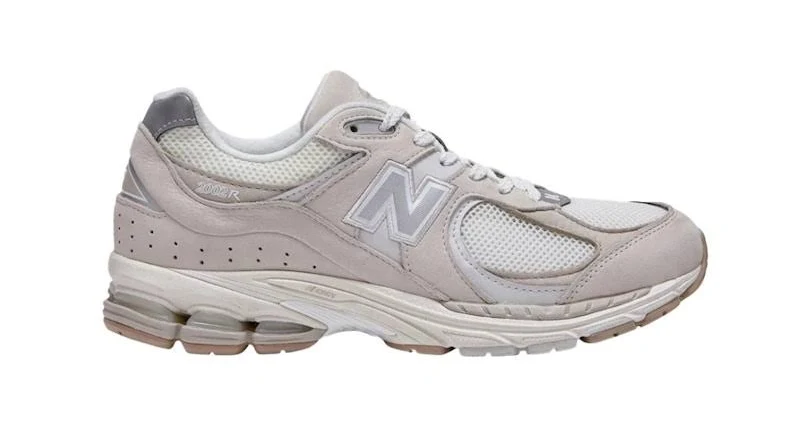 New Balance 2002 Sneakers