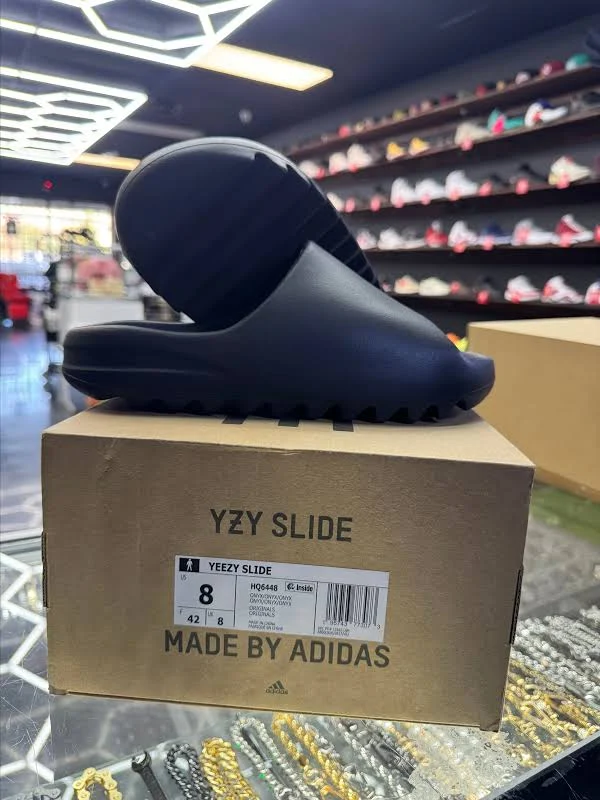 Mens Yeezy Slide Onyx5