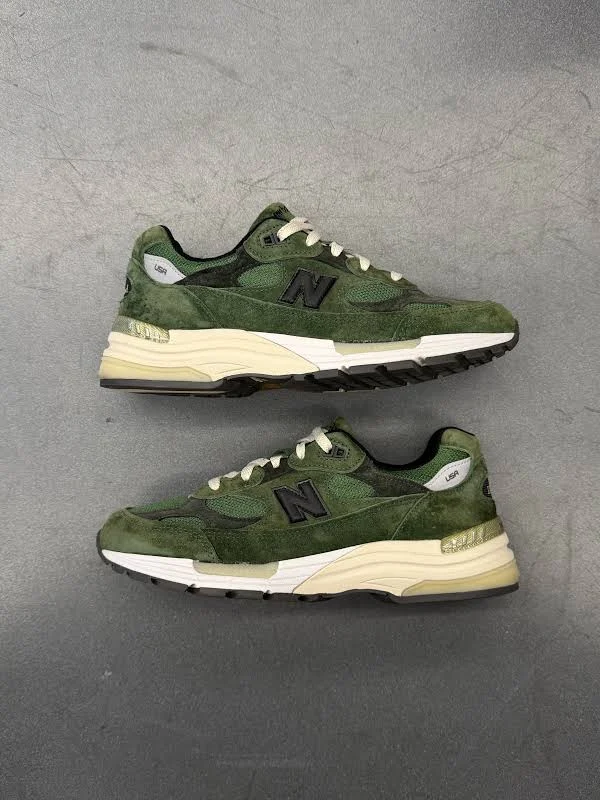 2020 SIZE 8 NEW BALANCE 992 JJJJOUND GREEN (W/O BOX)