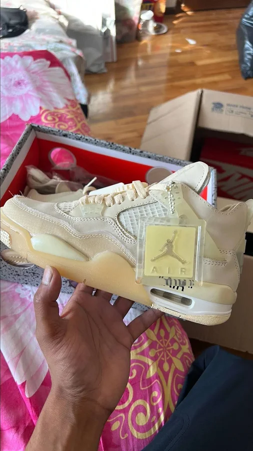 Air Jordan Off White X Wmns 4 Retro SP Sail 8W1