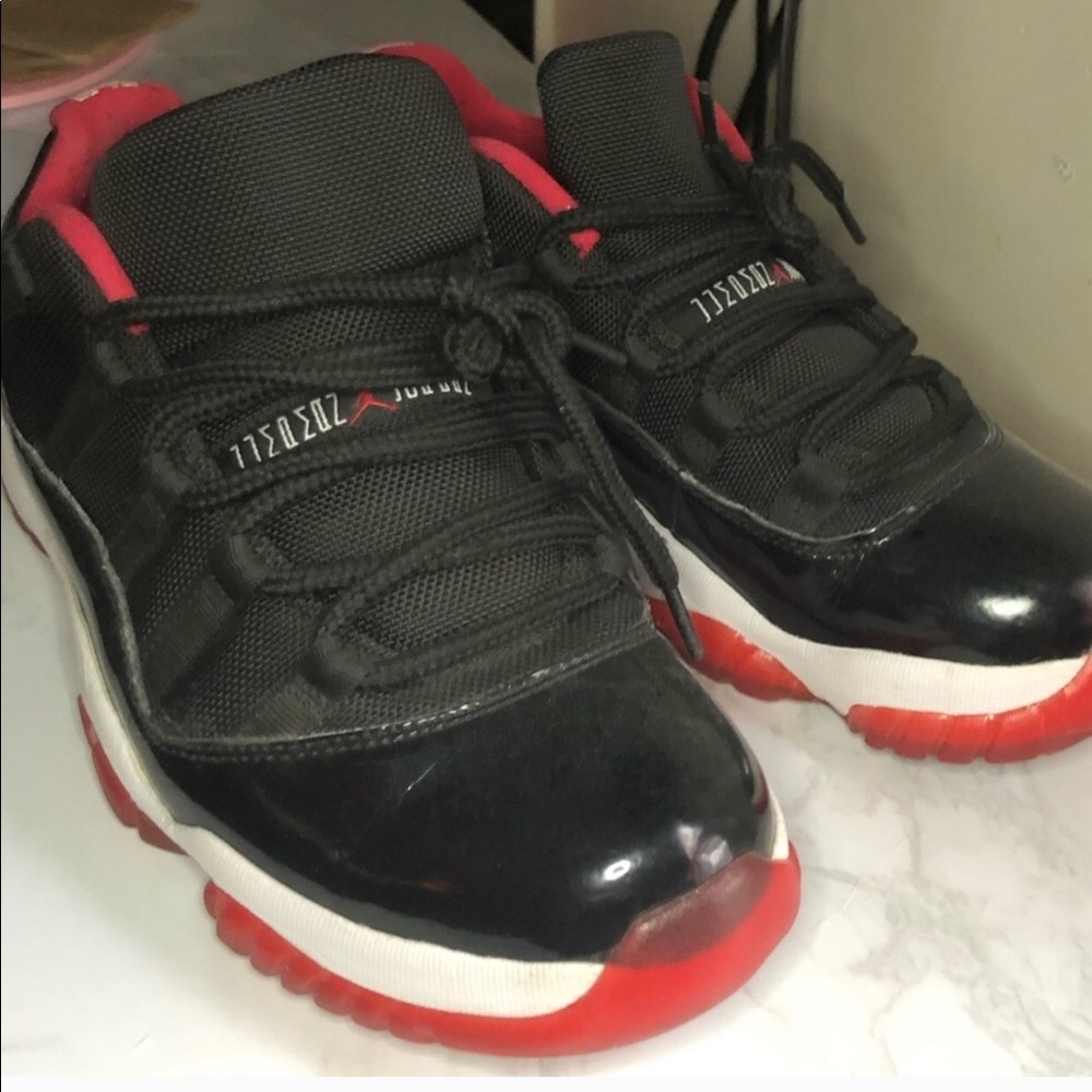 Air Jordan 11 Retro Low 'Bred'