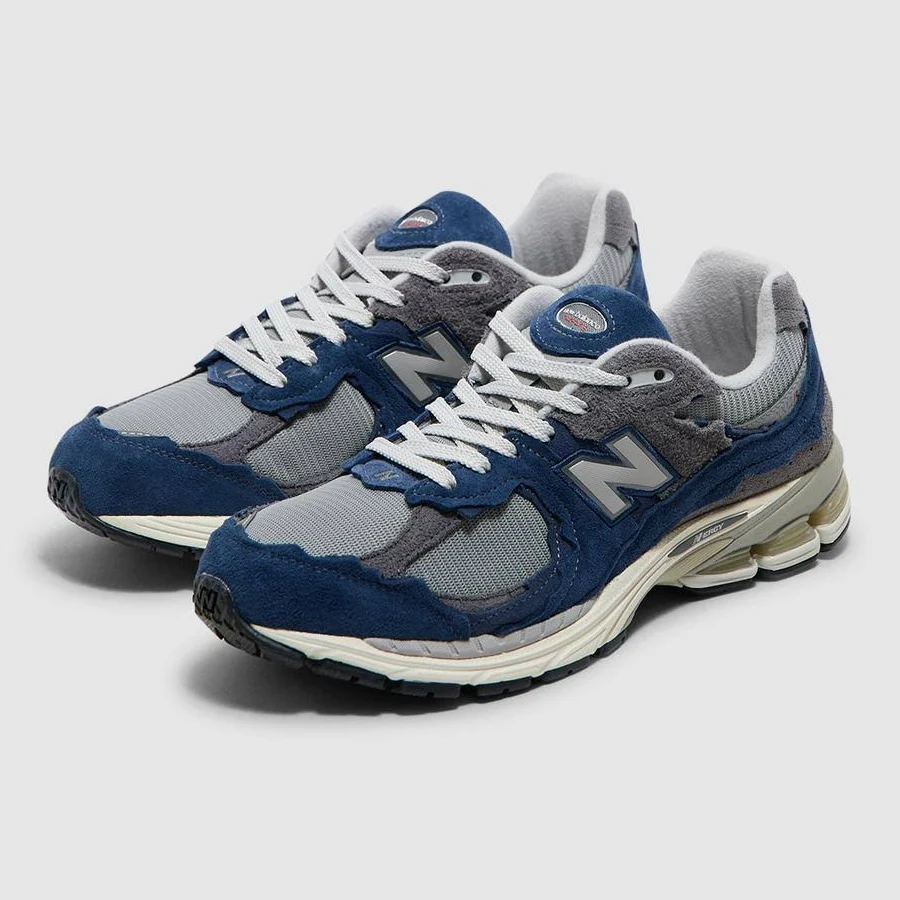 New Balance 2002R 'Protection Pack' Sneaker (Nb Navy / Raincloud - 7)