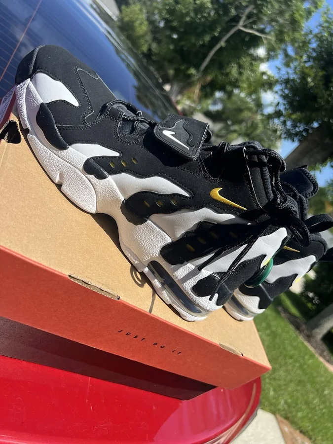 Nike Air Diamond Turf 96’