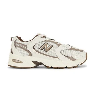 New Balance 530 Sneaker in Cream - size Mens 8.5/Womens 10
