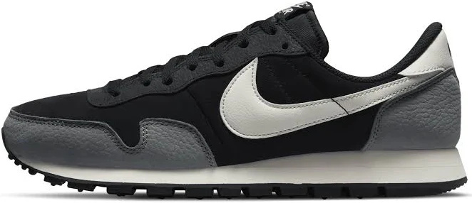 Sneakers Nike Men's Air Pegasus 83 PRM