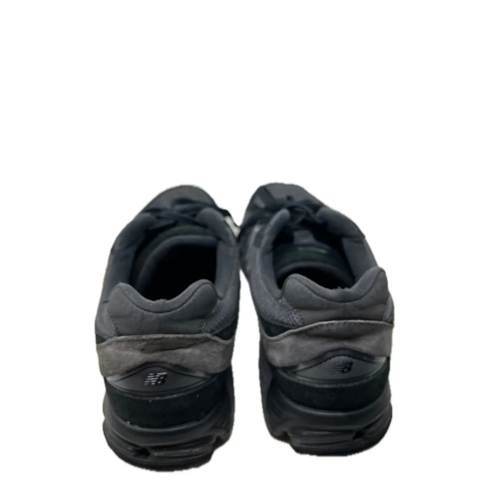 New Balance 2002R Black Phantom Gunmental Sneakers Mens 11.5
