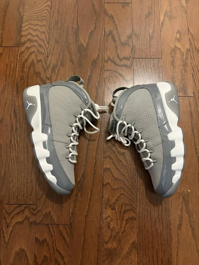 Nike Air Jordan 9 Retro Men's Cool Grey Sneakers Hv4794-011 Size 5