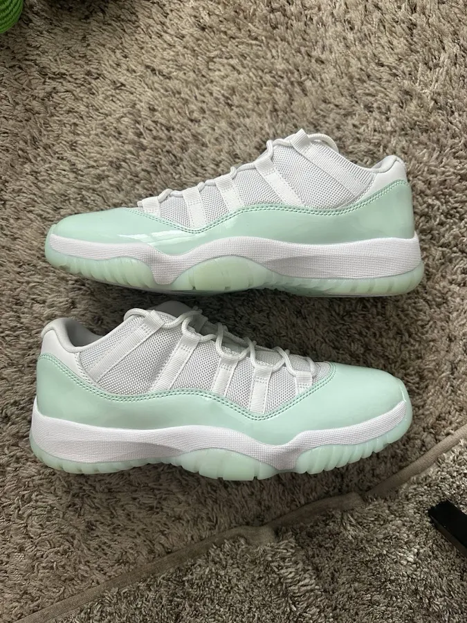 Size 10 - Air Jordan 11 Retro Low Igloo W