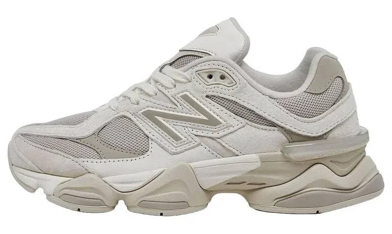 9060 'moonbeam' In Gray