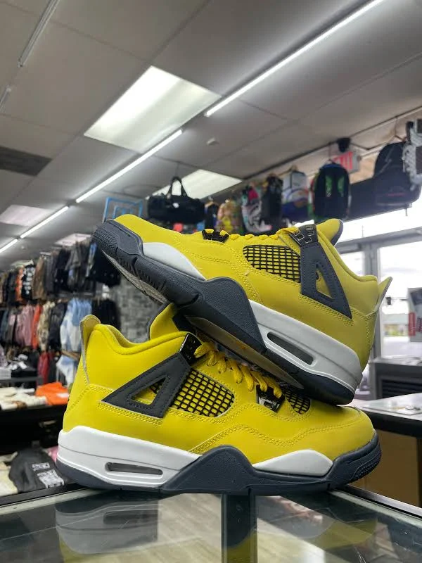 Air Jordan Retro 4 “Lighting” (GS) 7/8.5w