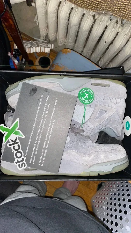 100% Authentic Jordan 4 X Kaws (Grey)