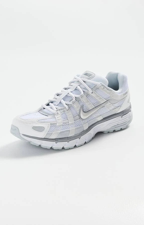 Nike Mens Matalic Summit White Whi P-6000 Chunky-Sole Leather and Mesh Low-Top Trainers