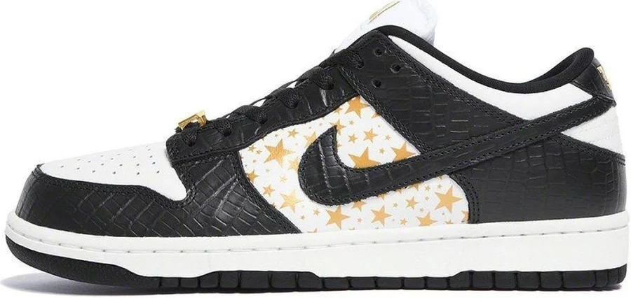 SB Dunk Low Supreme Stars Black