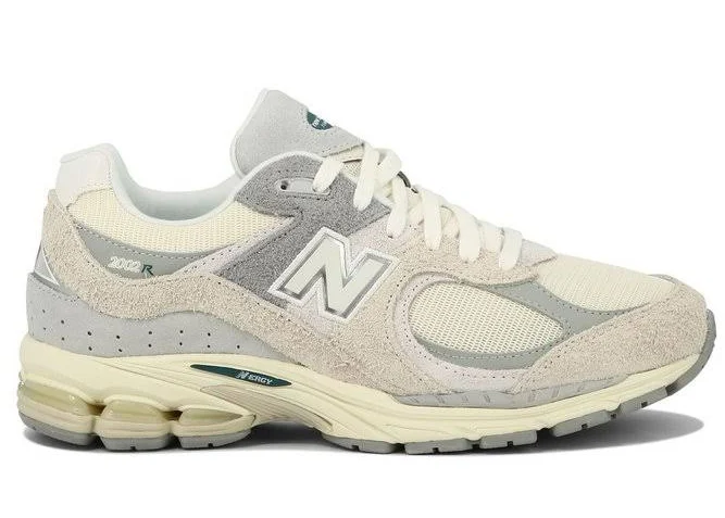 New Balance 2002R Lace-Up Sneakers - US6