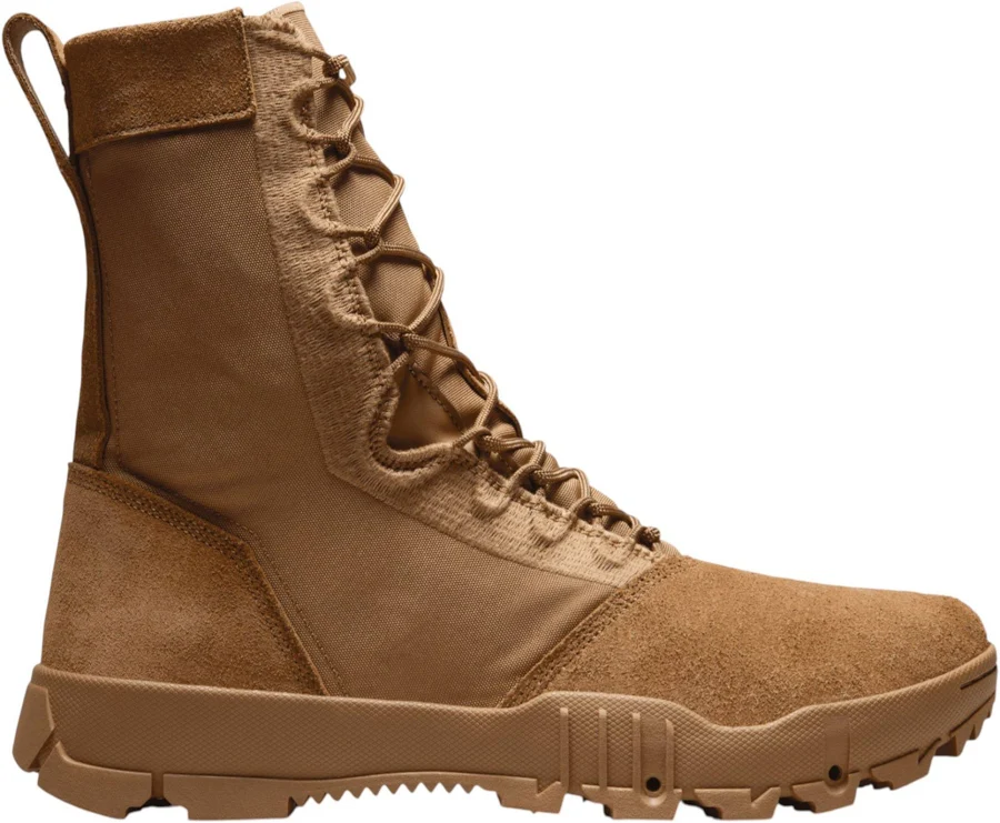 NIKE Men's SFB Jungle 2 8" Leather Boots