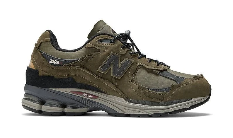 Balance 2002r Shoes Dark Moss Protection Pack